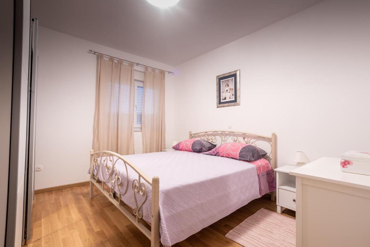 Apartments Sandrina 沃希 外观 照片