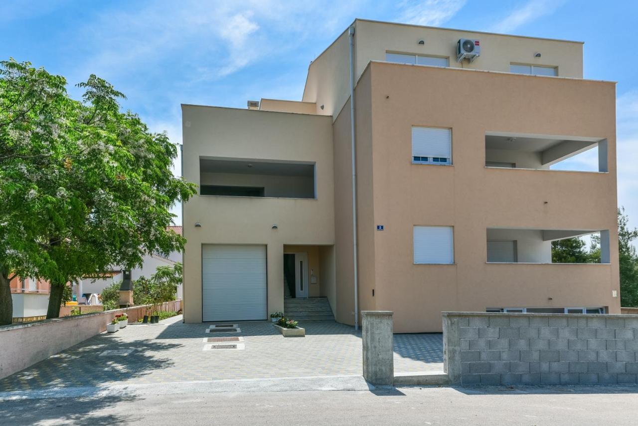 Apartments Sandrina 沃希 外观 照片